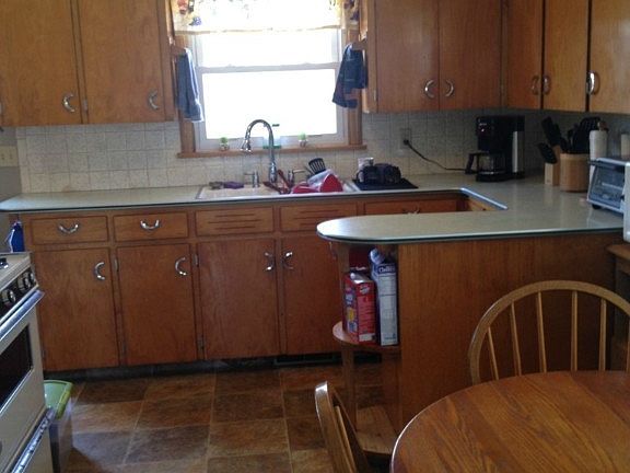 3rd image of 5101 Kuszmaul Ave NW