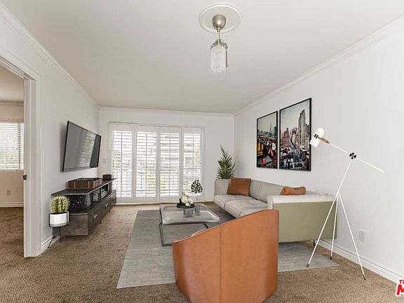 3rd image of 972 E California Blvd Unit 311