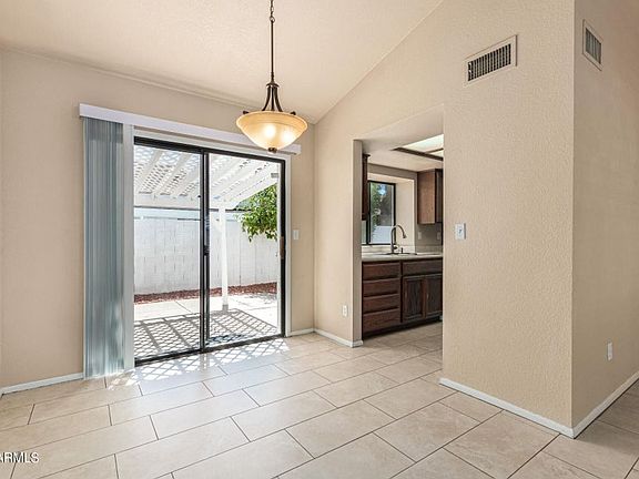 5th image of 3317 E Siesta Ln