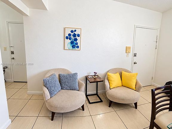 5th image of 8300 Crespi Blvd APT 3