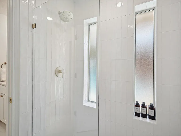800 High Meadow Dr — Photo 24