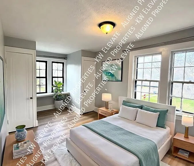 983 Greyton Rd — Photo 10