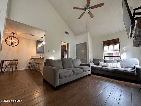 4th image of 202 Long Plantation Blvd APT D