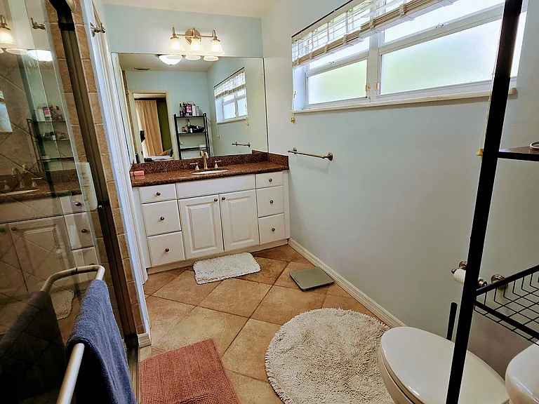 W Terrace Dr — Photo 17