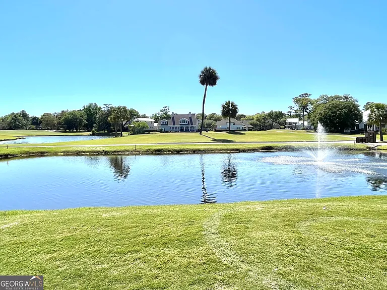 372 Moss Oak Cir — Photo 36