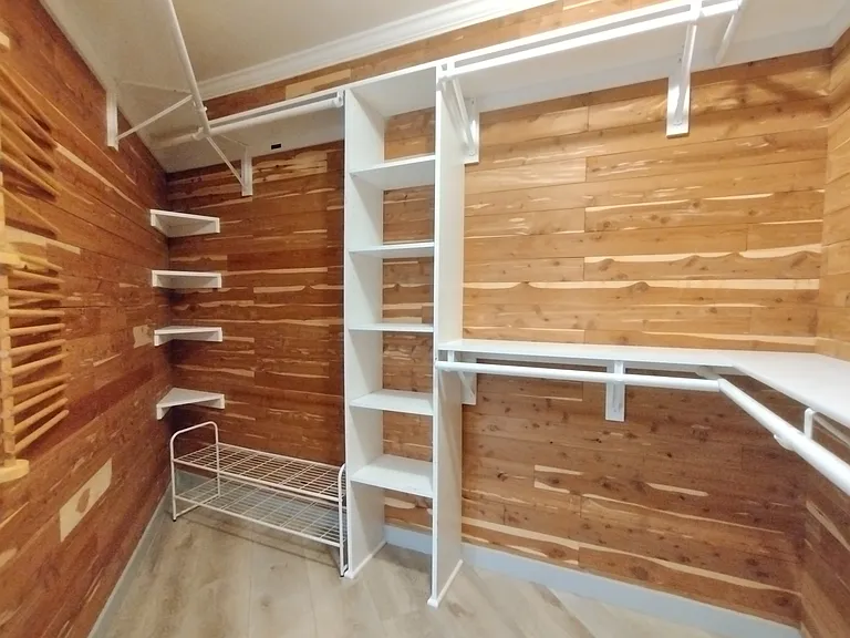 Walk-in closet #2