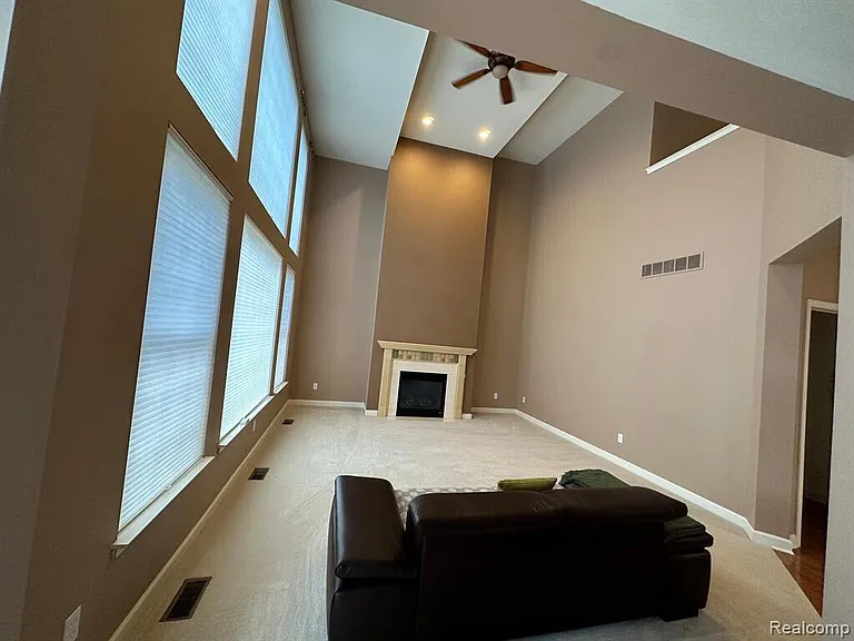 16491 Mulberry Way — Photo 16