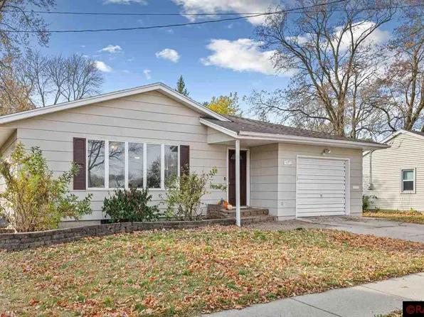 115 Kreig St, Mankato, MN 56001