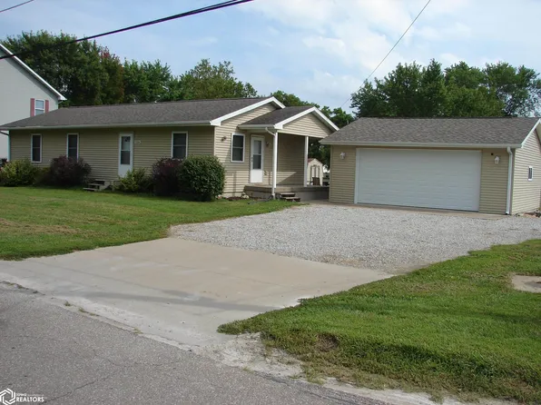 1206 W Saunders St, Mount Pleasant, IA 52641