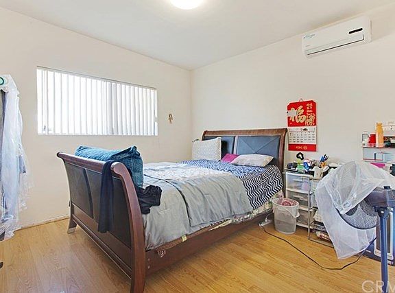 3rd image of 5007 Golden West Ave