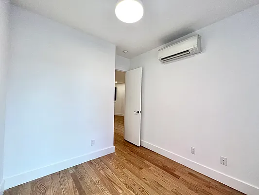 Rented by Hagstrom Management Inc | media 28