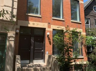 1448 W Polk St #2F, Chicago, IL 60607