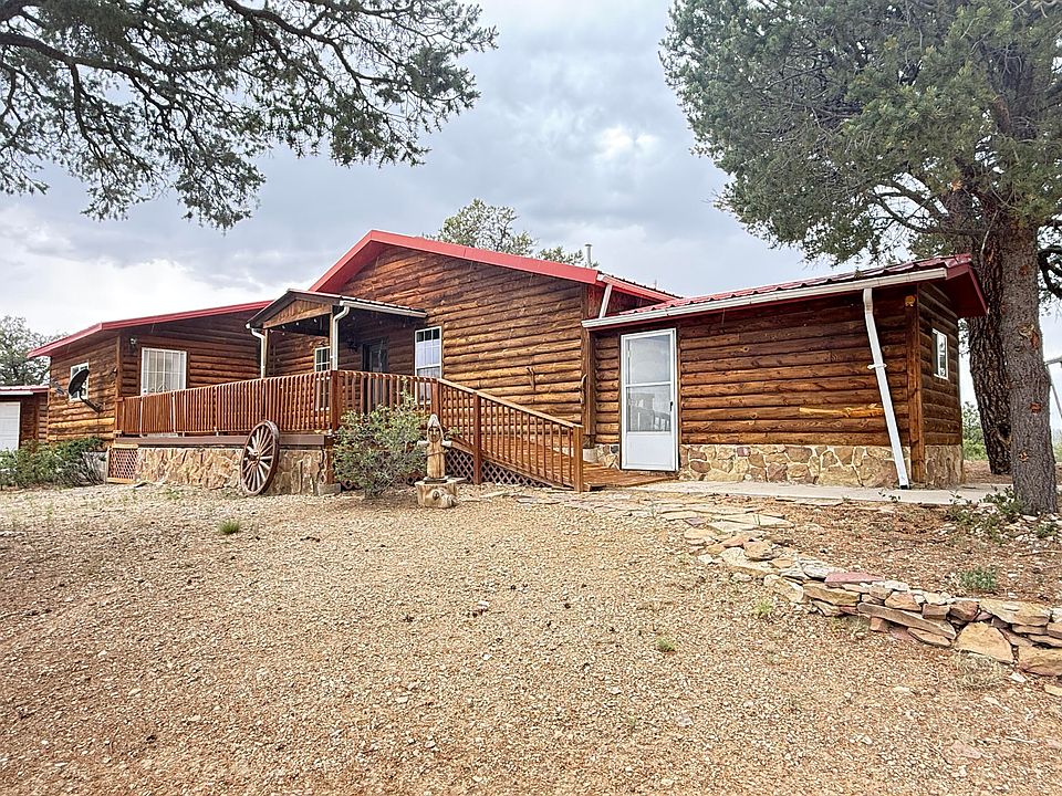 1st image of 37 Lasso Ln