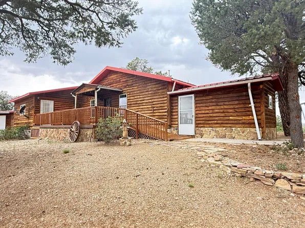 37 Lasso Ln, Pie Town, NM 87827