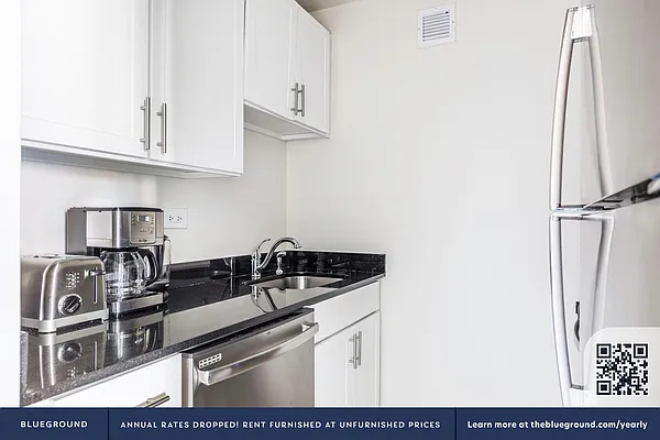 Rented by The Blueground | media 8