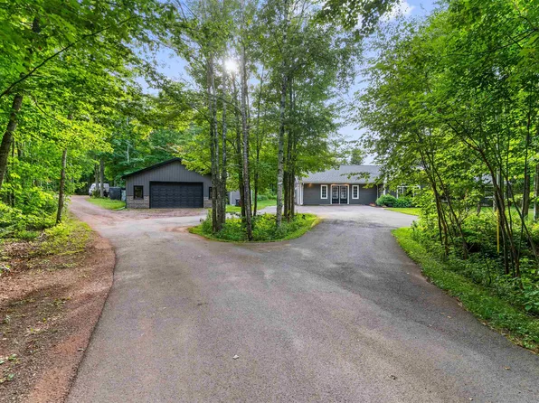 34 Orourke Rd, North Parish, PE C0B 2B0