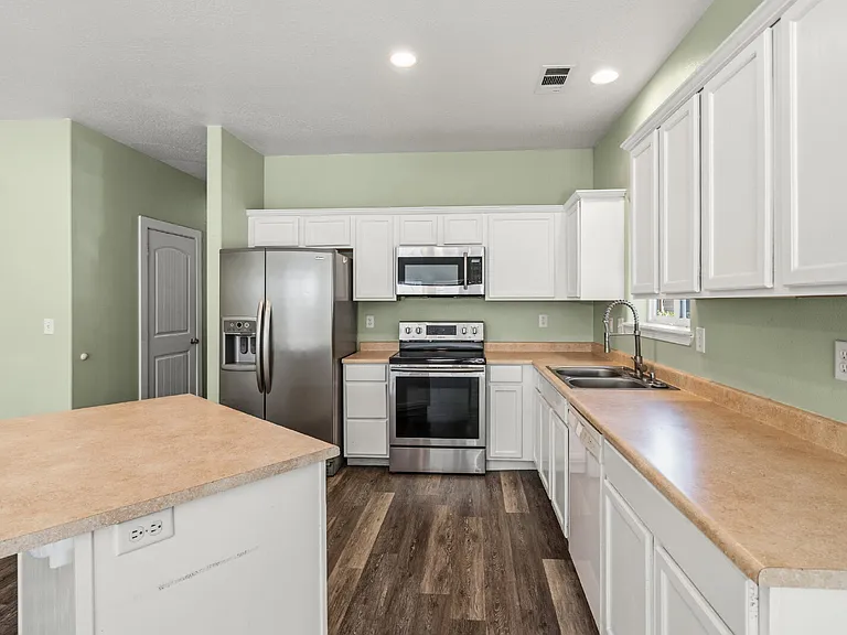 7834 Phaedra Ln — Photo 9
