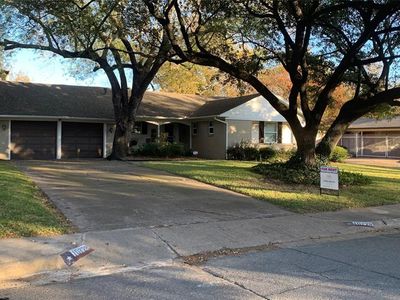 10728 Lathrop Dr, Dallas, TX, 75229