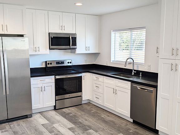 2nd image of 4186 Vista Grande Dr