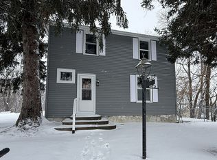 2107 E Locust St, Davenport, IA 52803