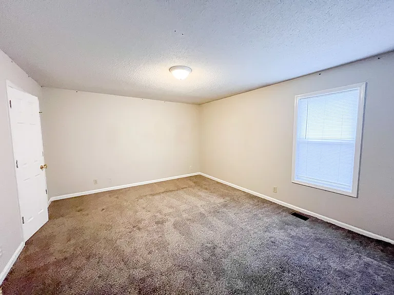 1965 Timberline Cir — Photo 6