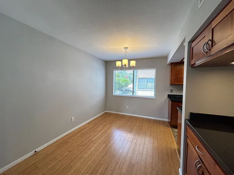 2202 N Broadway #G — Photo 21