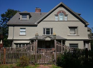 5 Chestnut Hill Ter, Newton, MA 02467