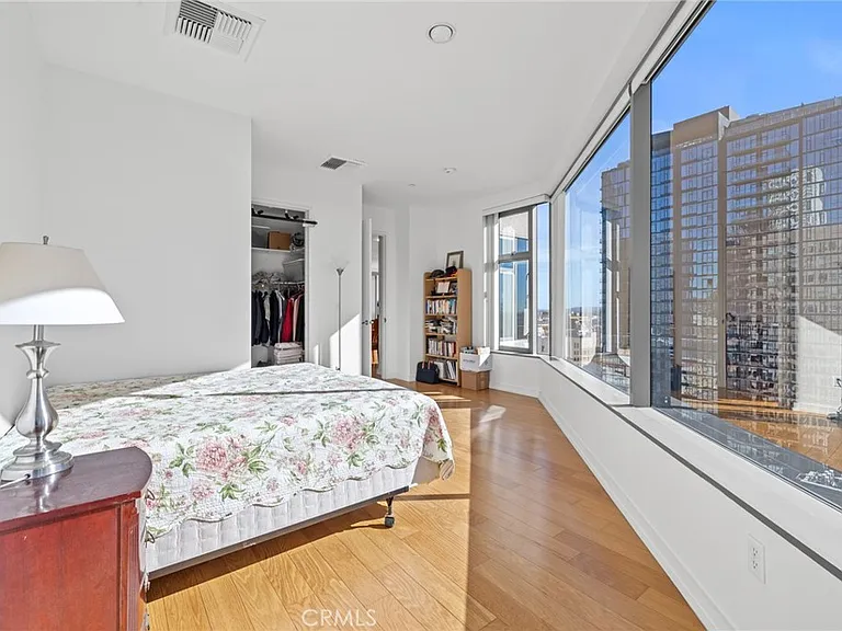 801 S Grand Ave #1611 — Photo 9