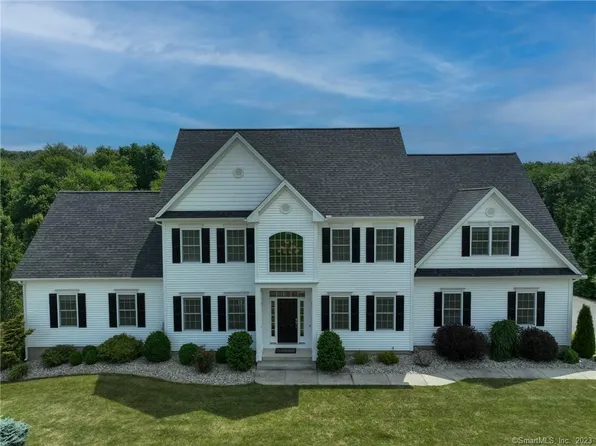 15 Heritage Drive, Bolton, CT 06043