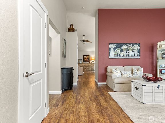 3rd image of 10201 62nd Drive NE