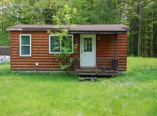 11099 Aqua Rd, Houghton Lake, MI 48629