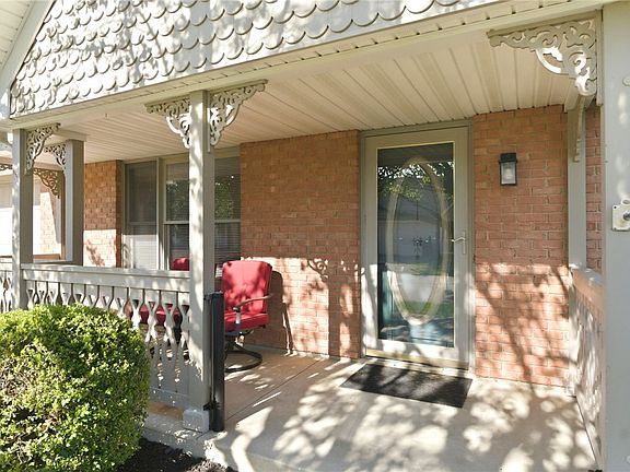 5th image of 5831 Winfield Dr