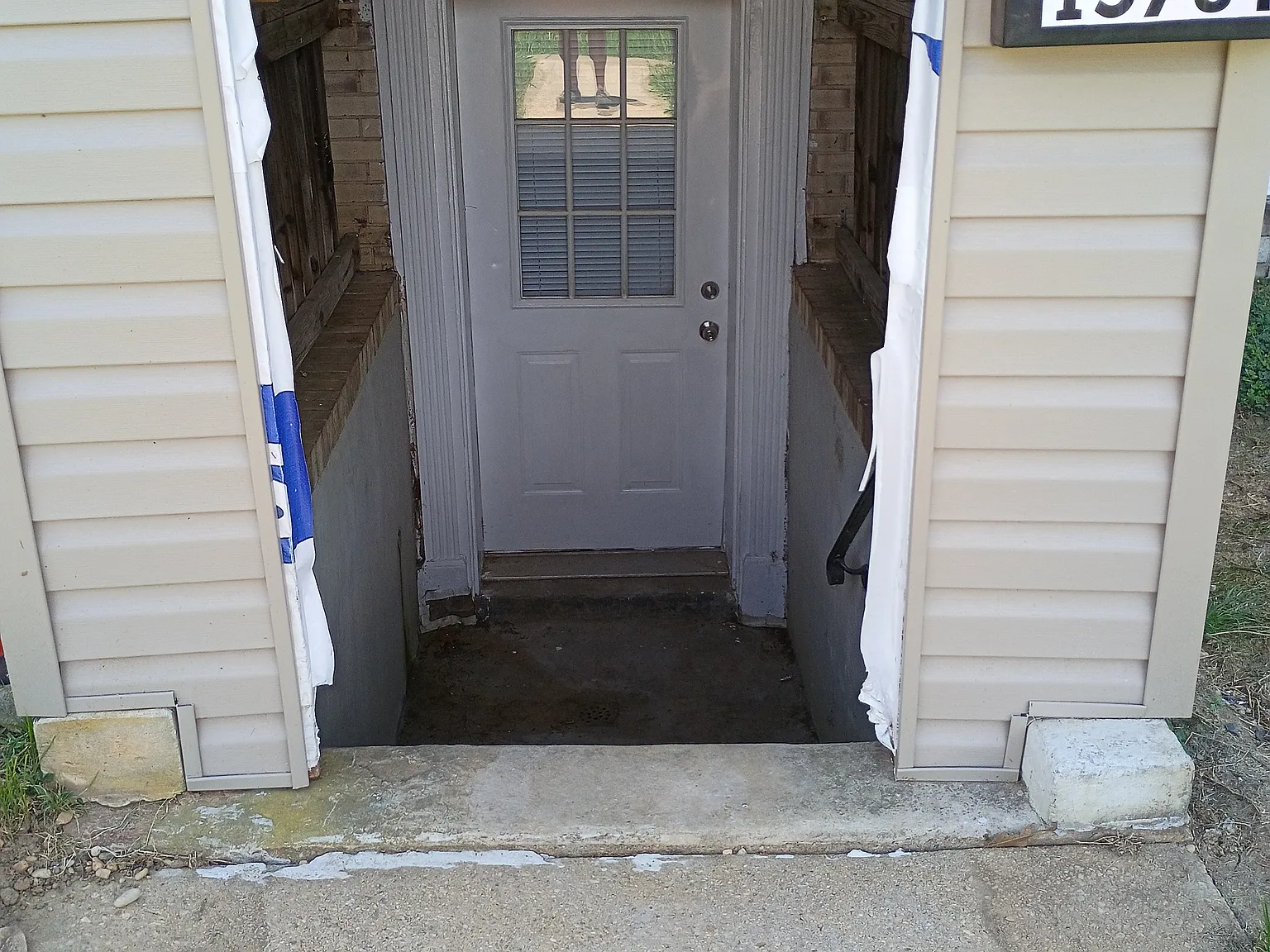 2 bed, 940 sqft, $1,275 — Photo 3