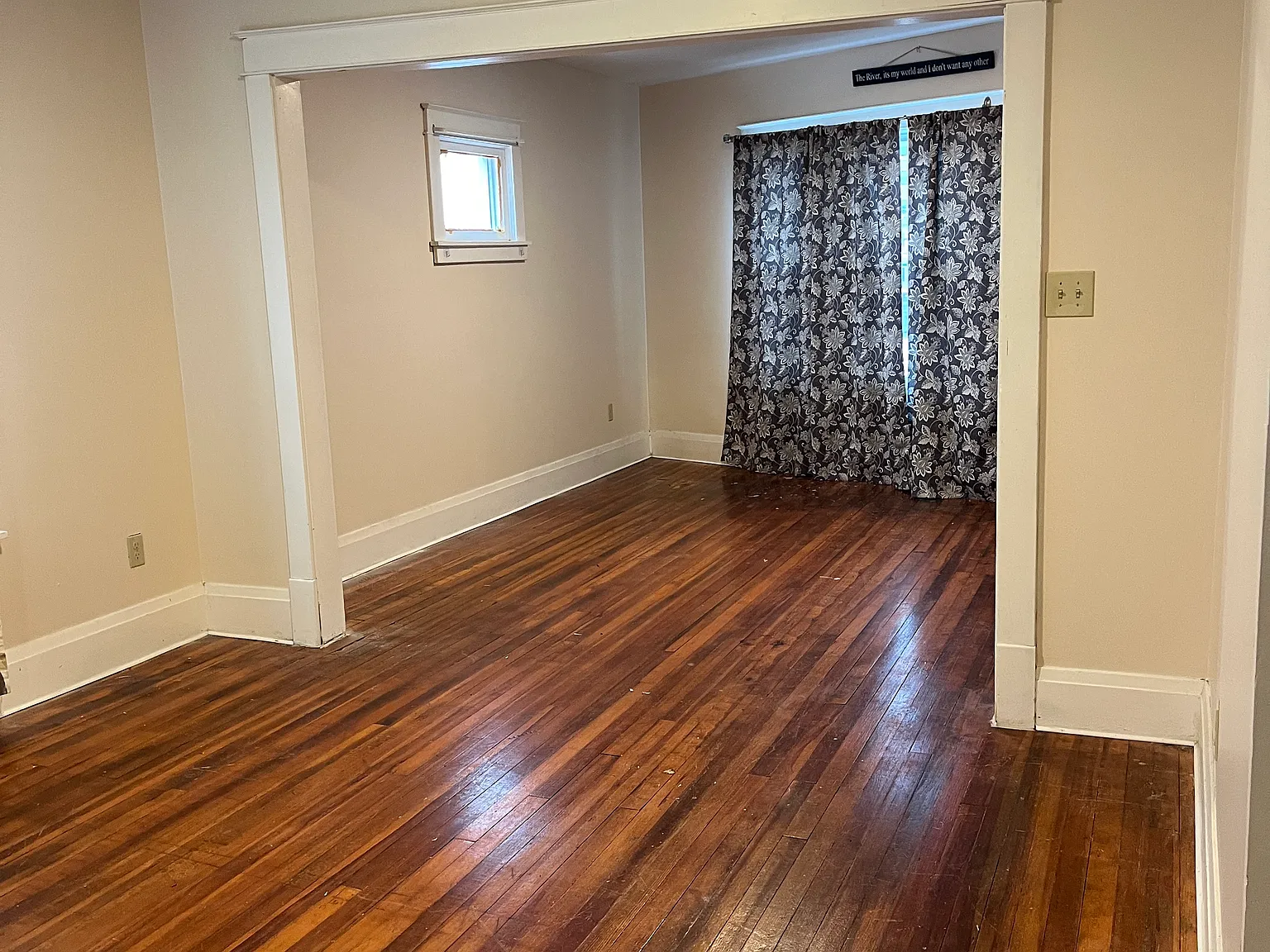 2 bed, $1,200 — Photo 2
