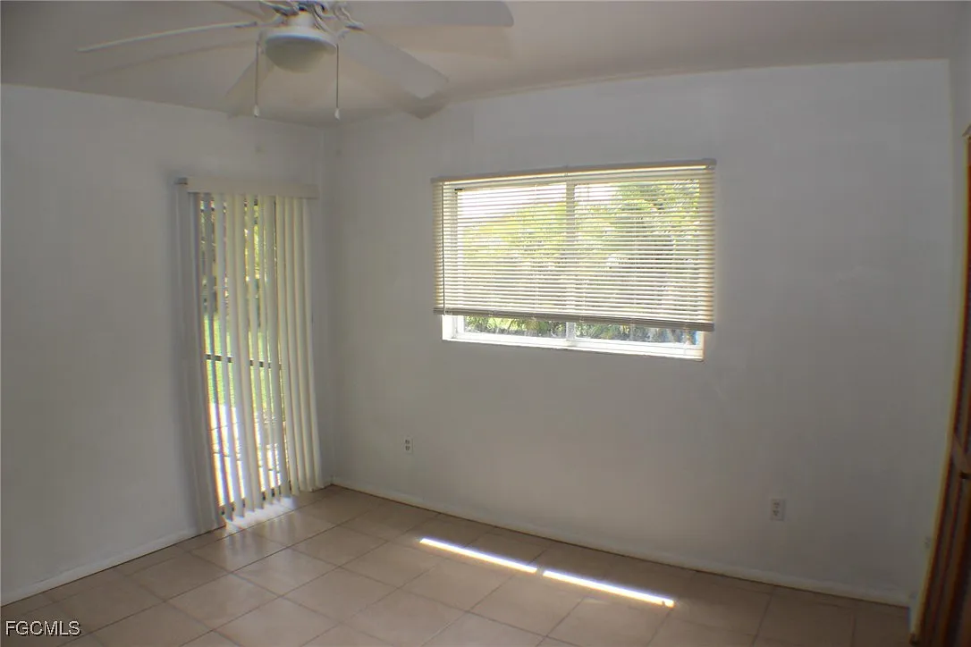 2 bed, 2.0 bath, 860 sqft, $1,150 — Photo 3