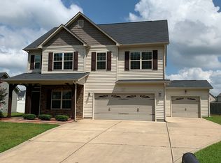 227 Sedgefield Dr, Raeford, NC 28376