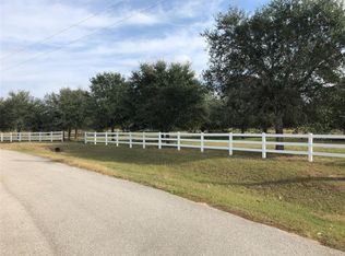 24334 Plantation Lake Ct, Hempstead, TX 77445