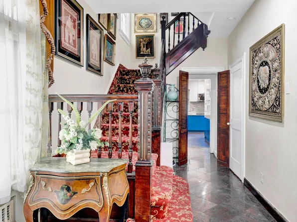 511 Argyle Road image 4 of 19