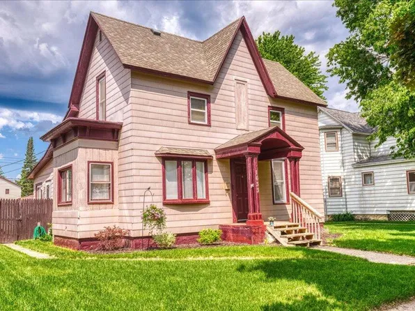 1633 Wood STREET, La Crosse, WI 54603