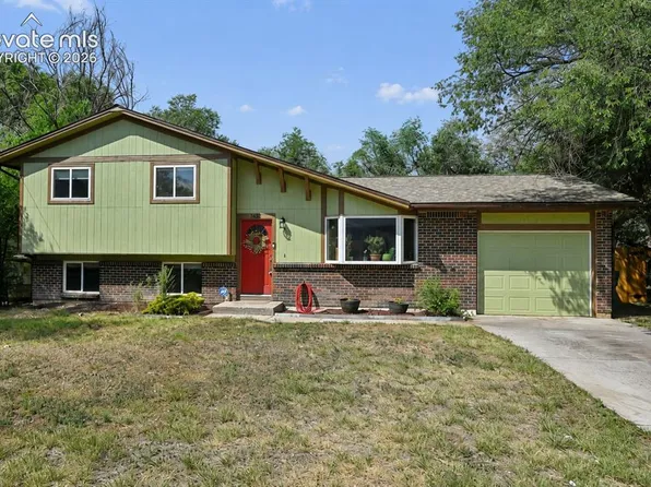 1466 Bonita Dr, Fountain, CO 80817