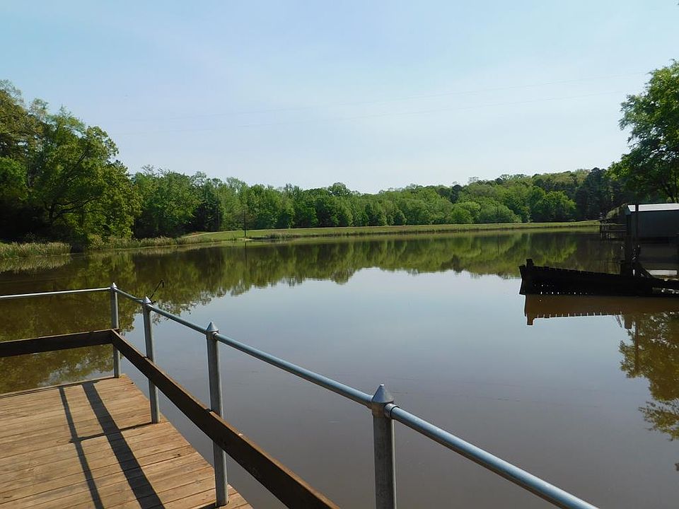 1st image of 52 Caddo Dr