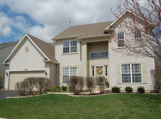2256 Tremont Ave, Aurora, IL 60502
