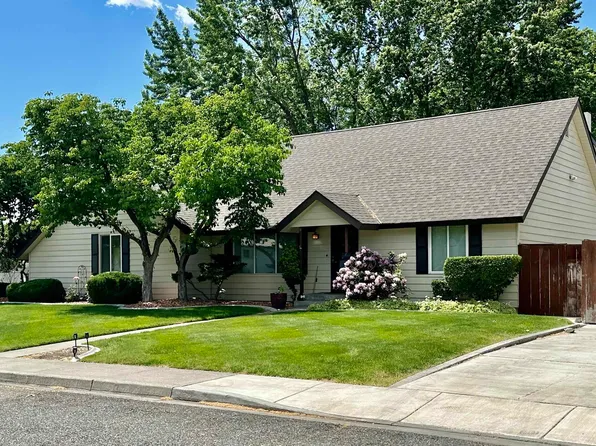 609 Lynnwood Ct, Richland, WA 99354