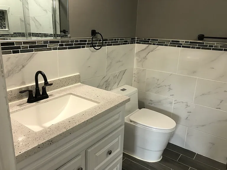 410 Green Hollow Dr — Photo 13