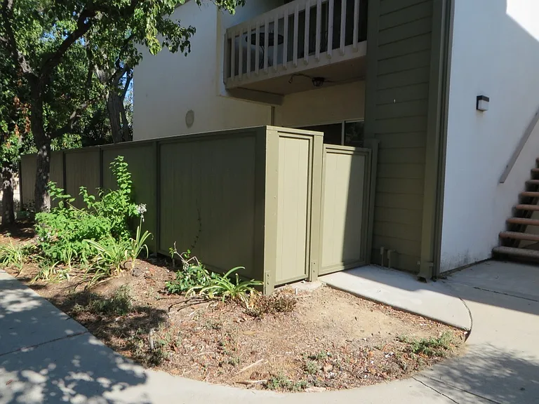 25718 Hogan Dr #C15 — Photo 7