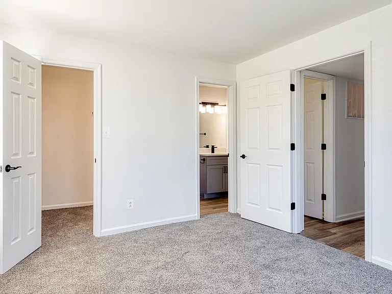 Latitudes Apartments — Photo 19