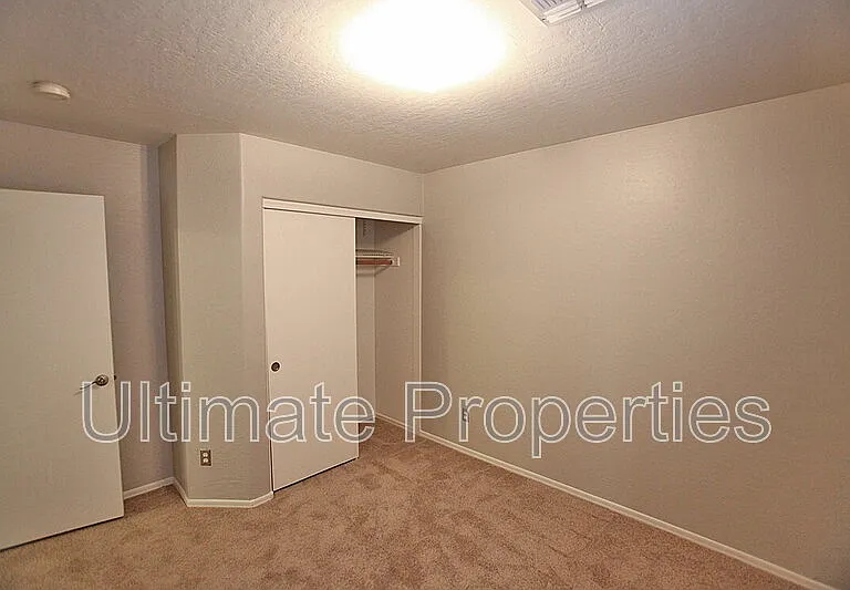 15710 N 34th St — Photo 11