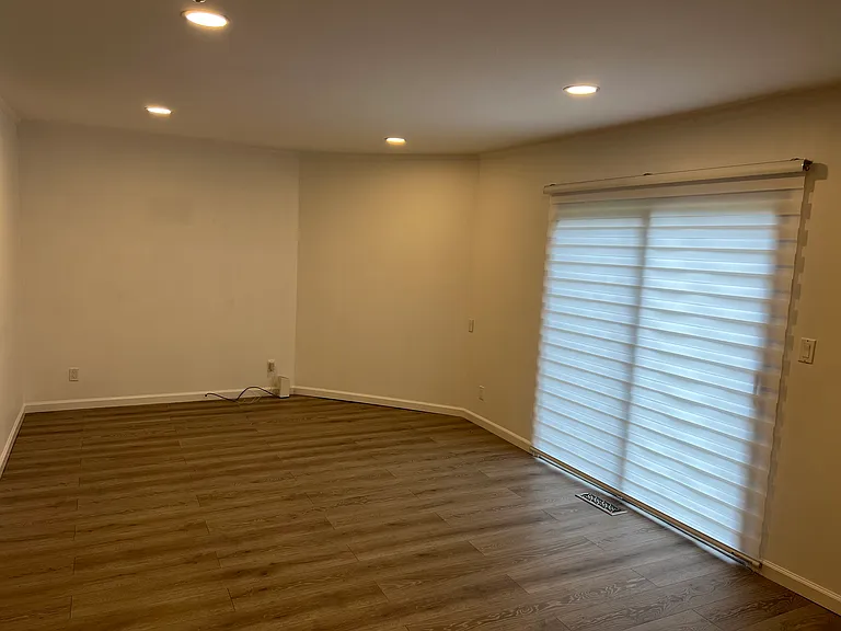 5658 Drake Hollow Dr W — Photo 5