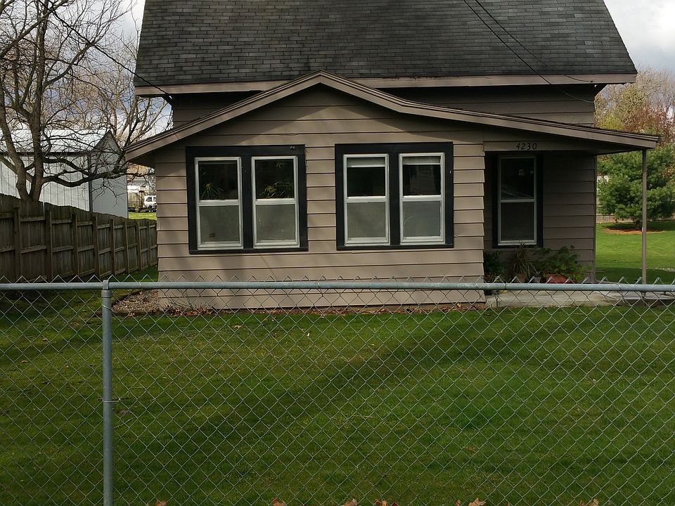 Street looking at the front