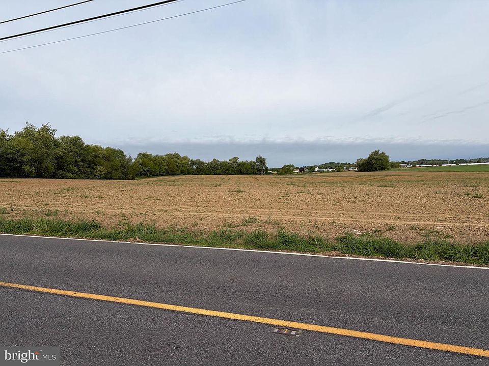 2nd image of 216 Shiloh Rd